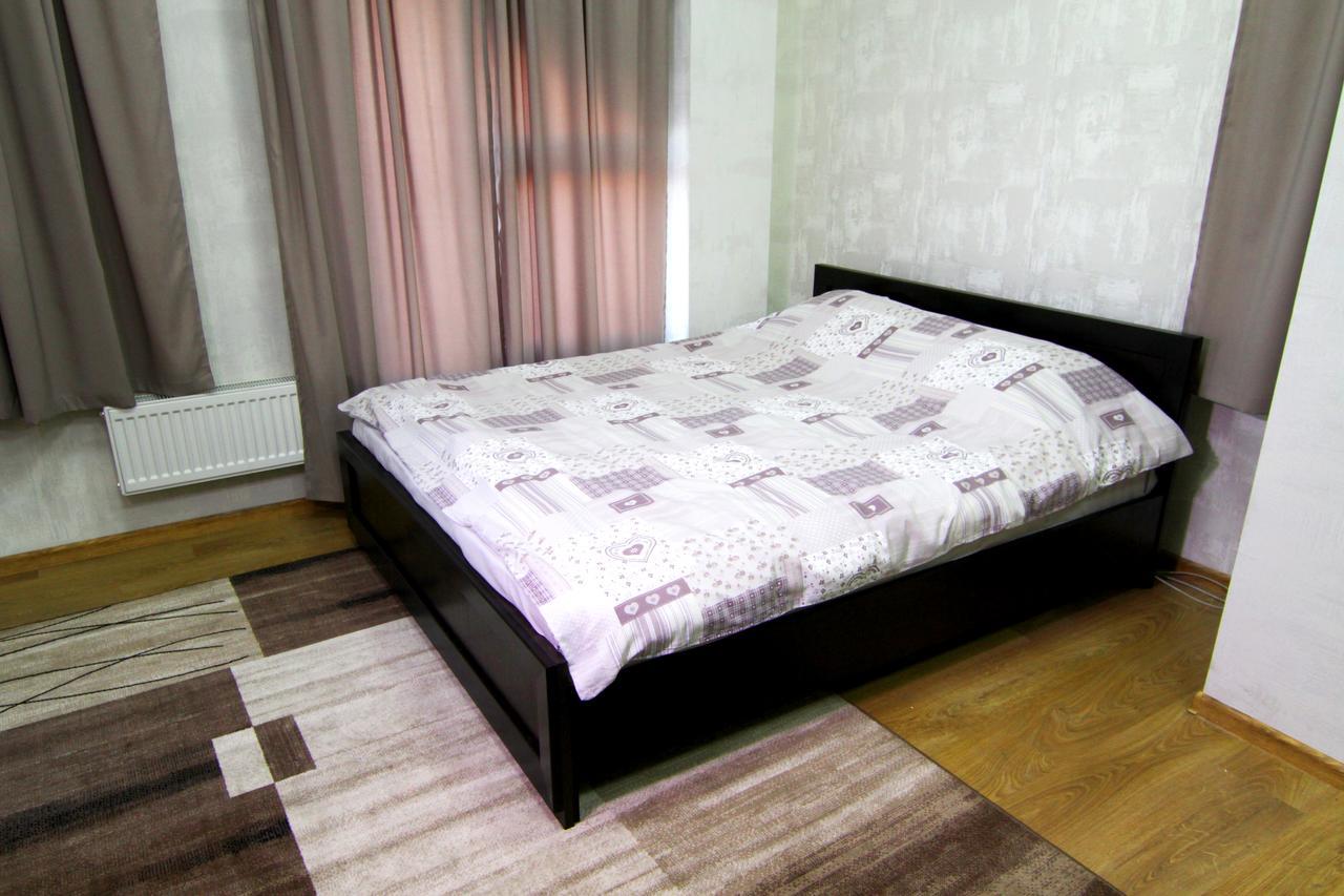Apelsin Apartment Biała Cerkiew Zewnętrze zdjęcie